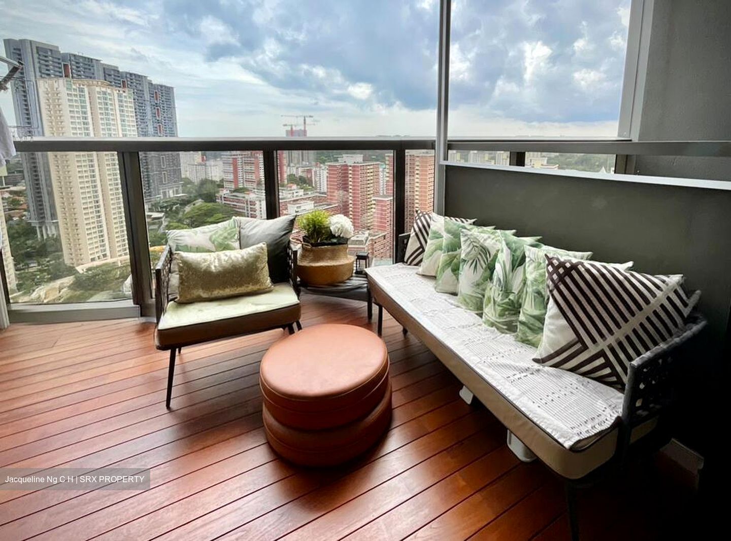 Commonwealth Towers (D3), Condominium #501014301